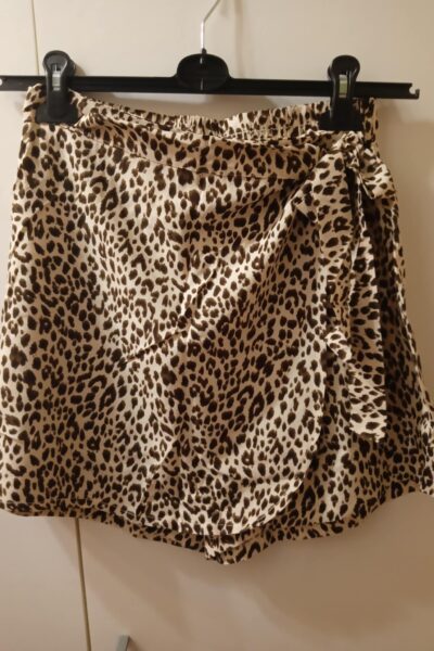 Spódnico-spodenki panterka