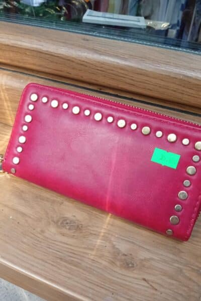 Portfel czerwony z blaszkami