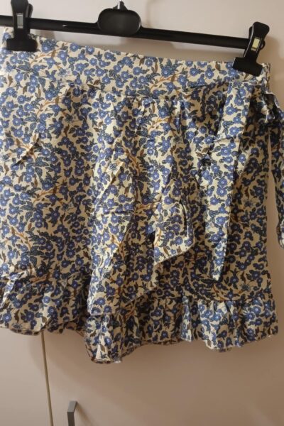 Spódnico-spodenki w kwiatuszki