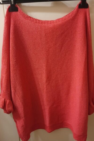 Sweterek z tyłu kokarda