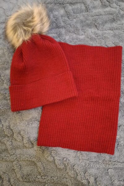 Czapka z pomponikiem  + komin